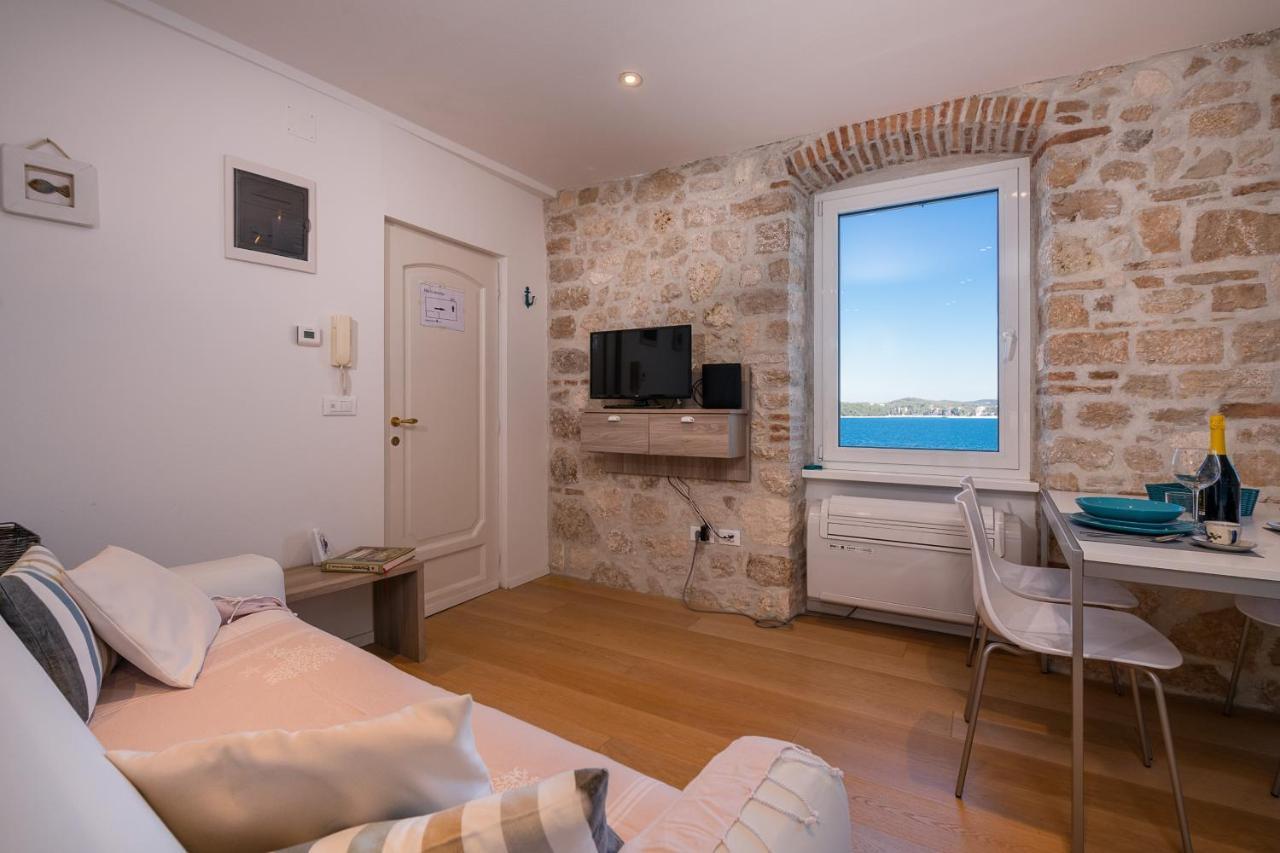 Apartment Blue Sea View *